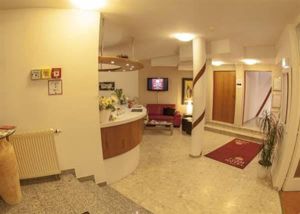 Turmhotel Rhein-Main Dreieich Luaran gambar